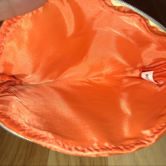 💼Ipsy Go There cosmetic bag💼 - Picture 2 of 3